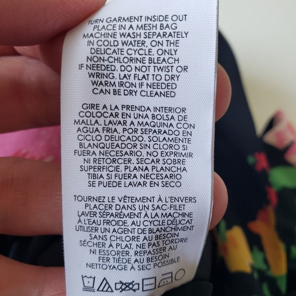 Cabi Floral Drama Wrap Skirt Medium Black Multicolor High-Low Midi Asymmetrical - Picture 10 of 10